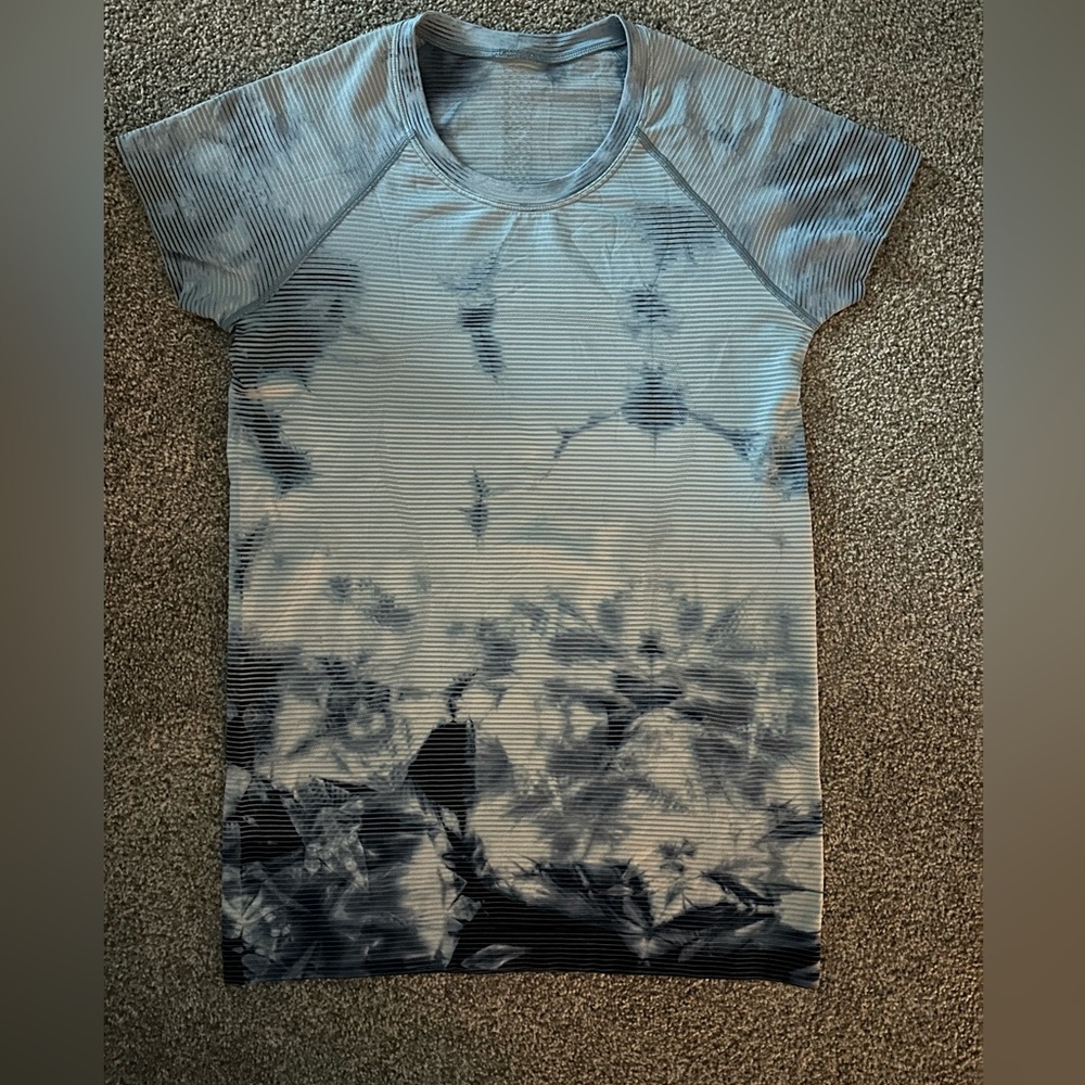 Lululemon swiftly tech short sleeve shirt